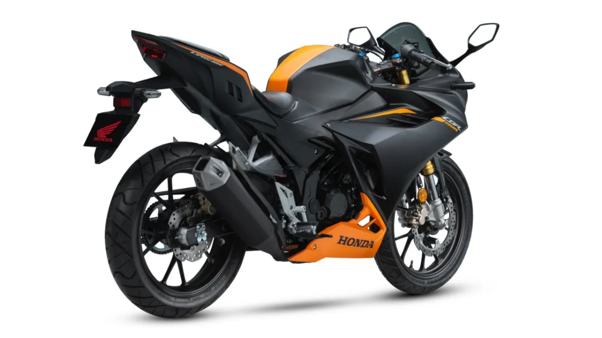 2026 Honda CBR150R Stealth Black