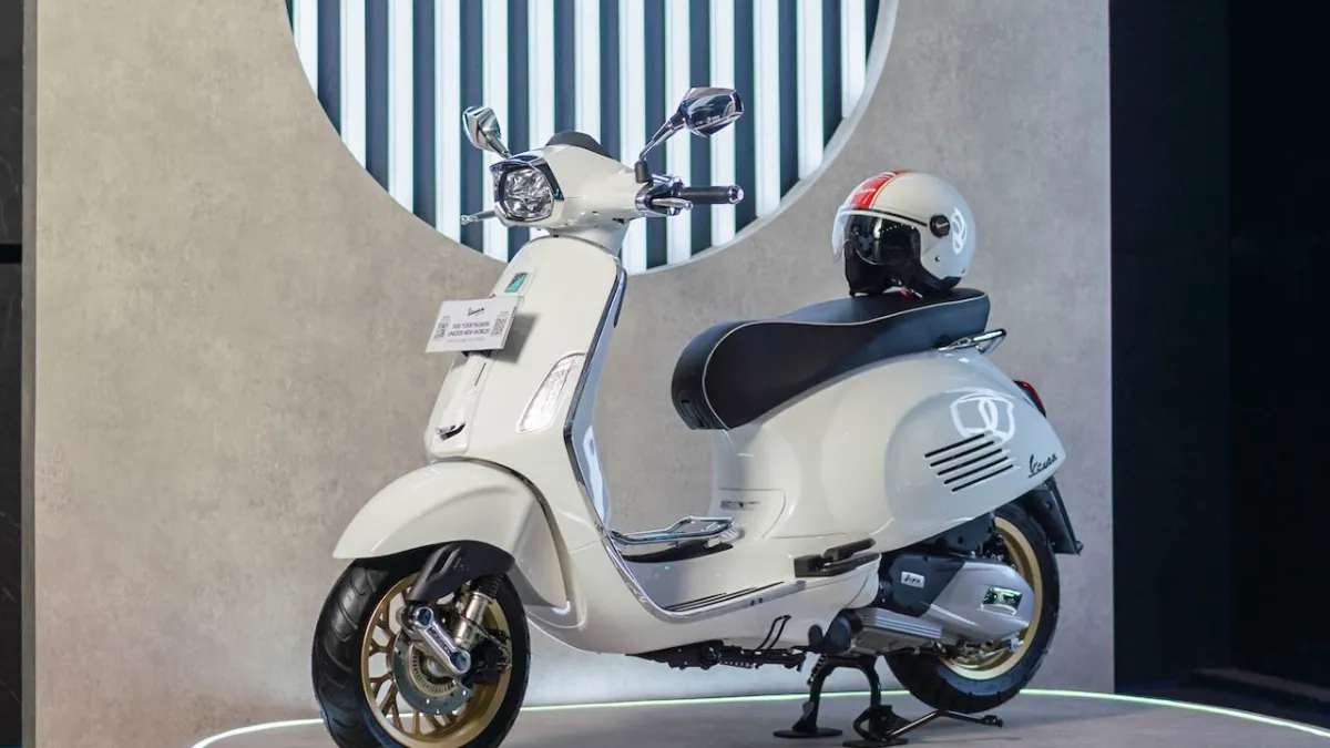 Vespa Primavera 180 and Sprint 180